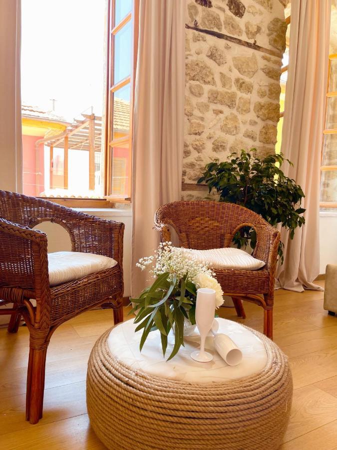 Bohemian Boutique Suites Vlorë Eksteriør billede