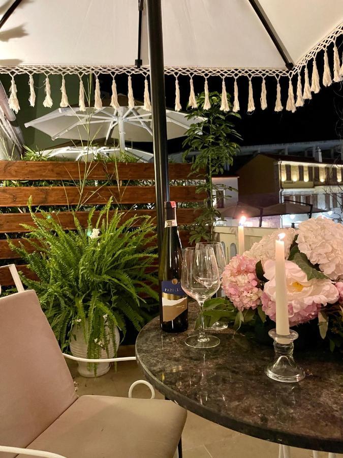 Bohemian Boutique Suites Vlorë Eksteriør billede