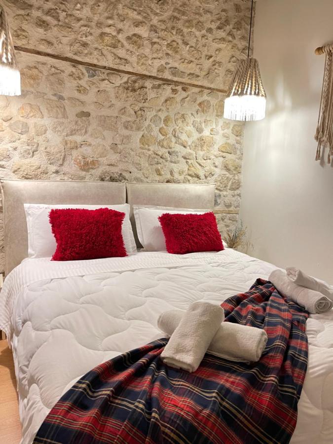 Bohemian Boutique Suites Vlorë Eksteriør billede