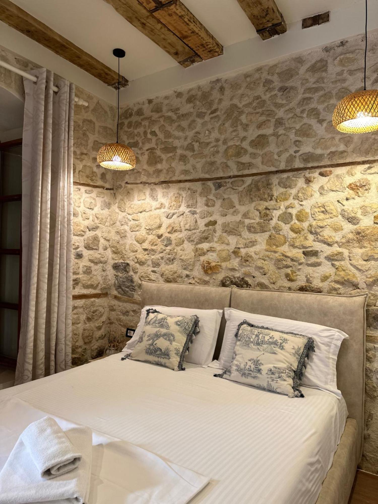 Bohemian Boutique Suites Vlorë Eksteriør billede